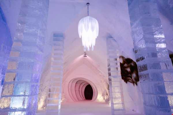 هتل یخی کوبک