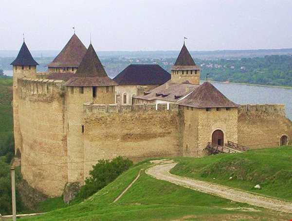 قلعه خوتین