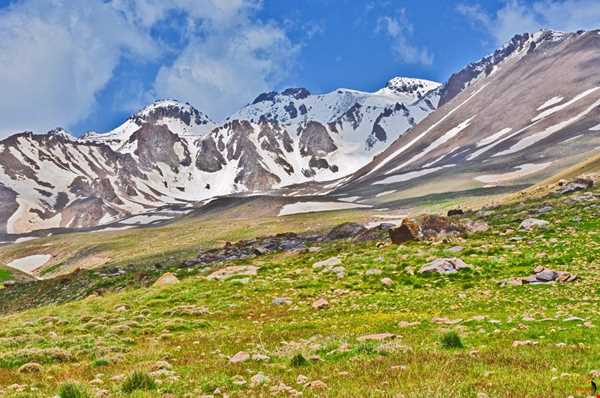 مقدس‌ترین کوه ایران !
