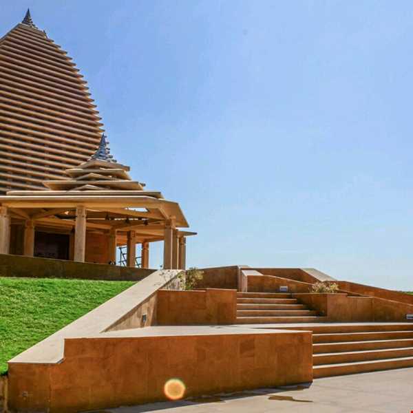 طراحی معبد سنگی در هند