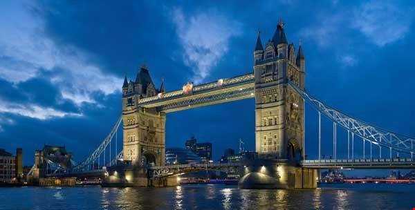 معماری زیبای پل تاور در لندن