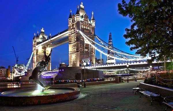 معماری زیبای پل تاور در لندن