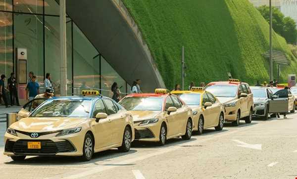 تاکسی اینترنتی دبی | اپلیکیشن تاکسی اینترنتی در دبی