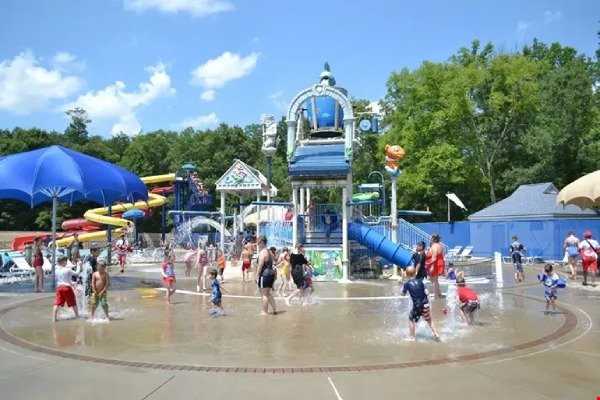 هیجان در آب&zwnj;های گرم خلیج فارس تجربه متفاوت تفریحات آبی دبی