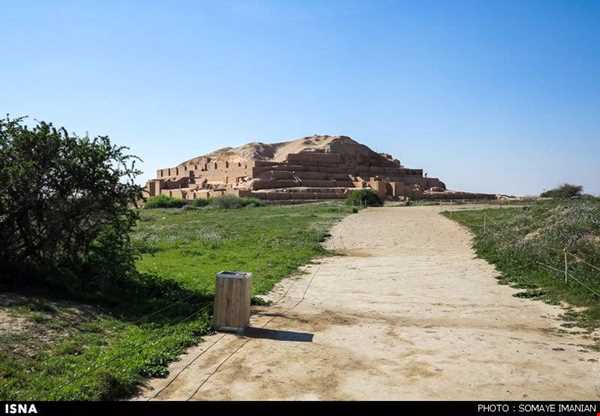 نخستین ساختمان مذهبی ایران