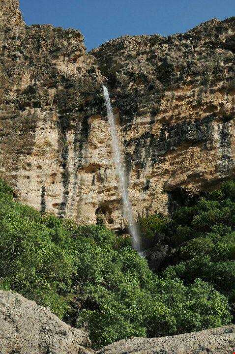 آبشار بابا منیر