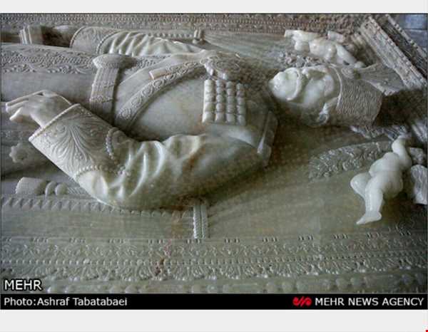 داستان تاریخی سنگ قبر ناصرالدین شاه
