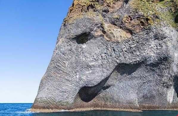صخره فیلی