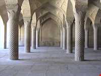 Vakil_Mosque
