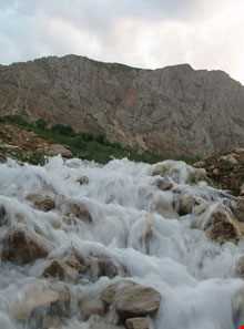 روستای گل آخور
