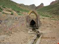 چشمه پیرسقا