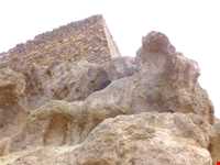 قلعه دختر میانه ( قیزقالاسی )