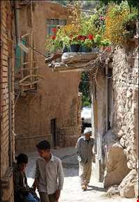 Esfidan Village