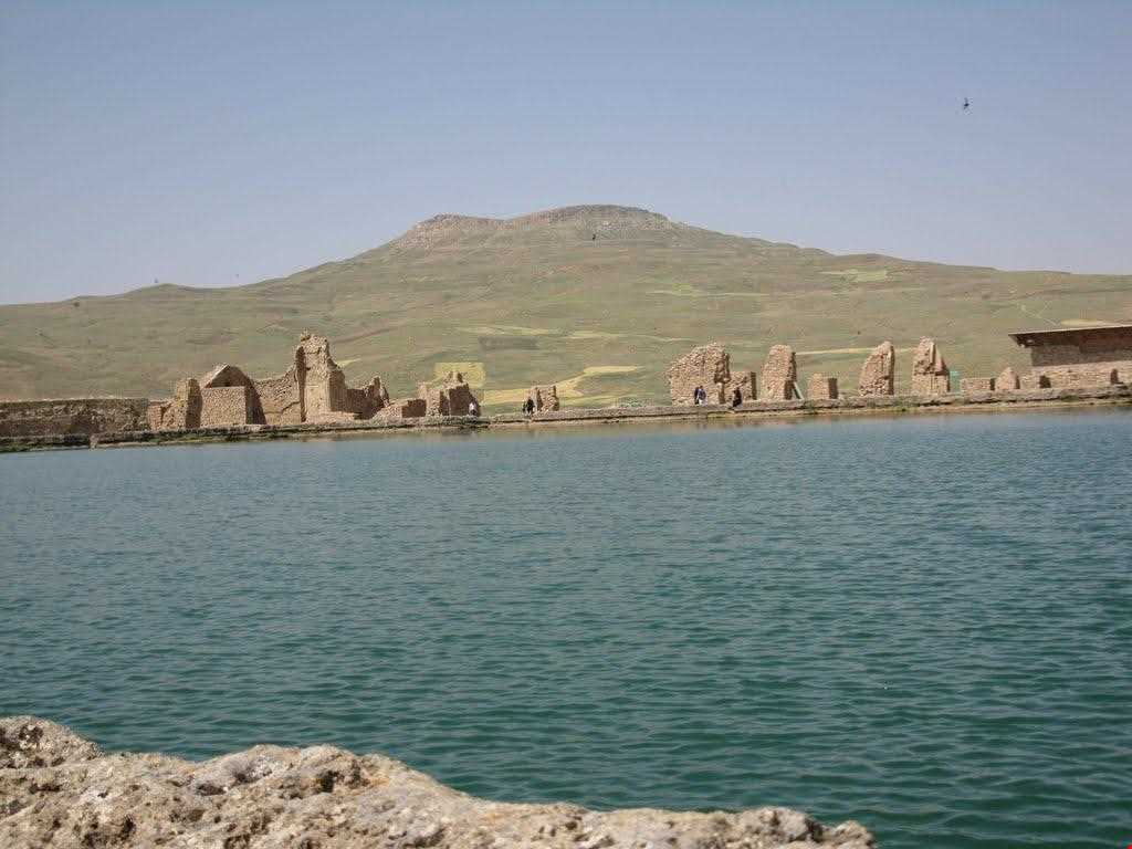 Aargoshnasb fire temple