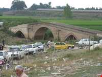 پل خشتی جمعه بازار یا خشت پل