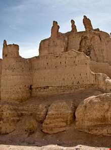 نارین قلعه ( نارنج قلعه )