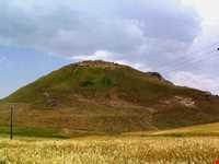 Tappeh Hasanloo ( Hasanloo hill )