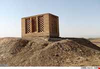 آرامگاه امیر اویس ( سنگ سفید )