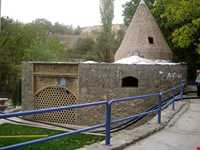 آرامگاه بابا پیر یا شیخ اباعدنان