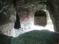 Ghale Joogh cave