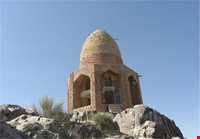 گنبد باز شکاری نطنز