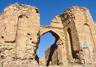 کاروانسرای قلعه سنگی