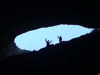 Roodafshan Cave