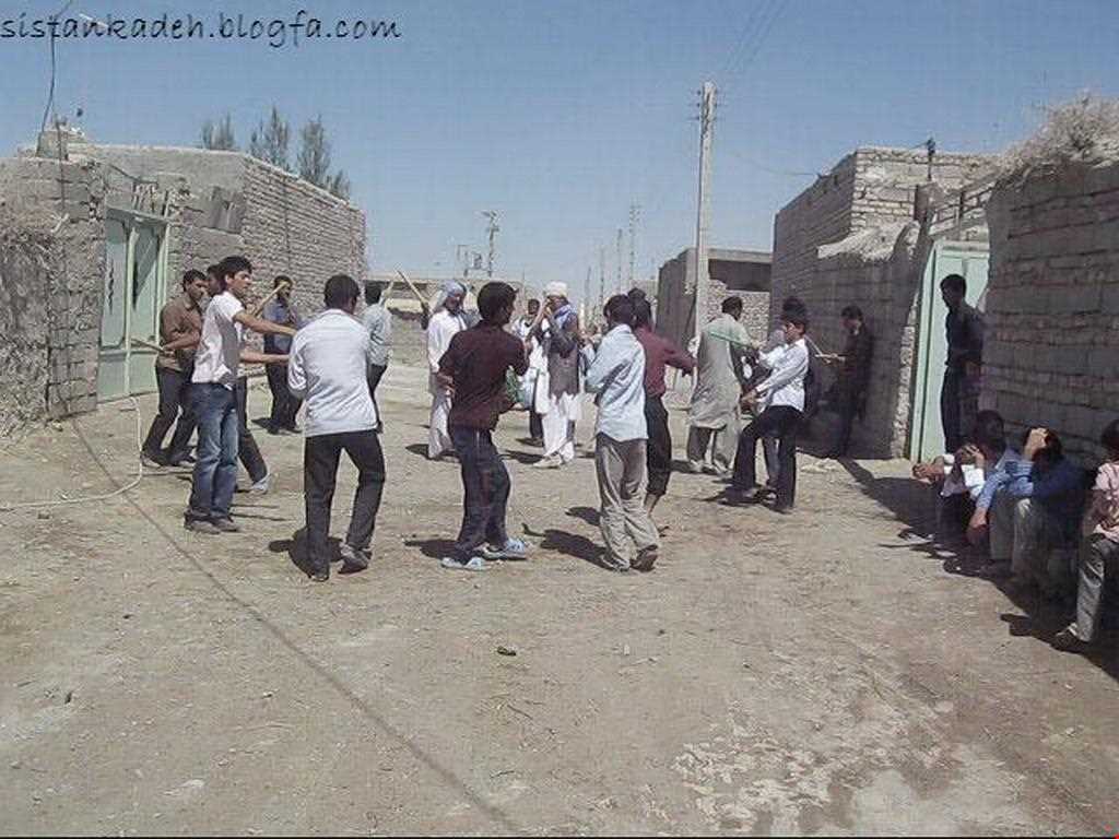 هلاری بازی محلی