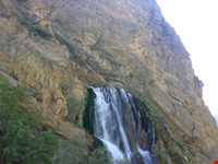 آبشار آب سفید