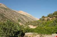 دره و آبشار عشق