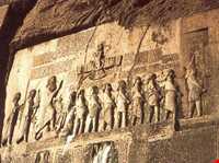 بنای بیستون