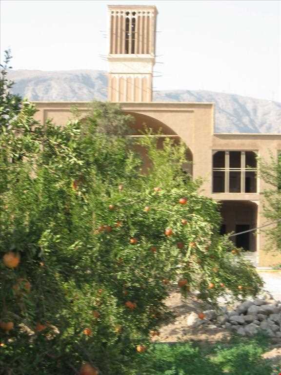 عمارت و باغ صدری نمیر