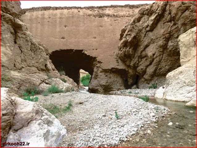 سد تاریخی تجنود