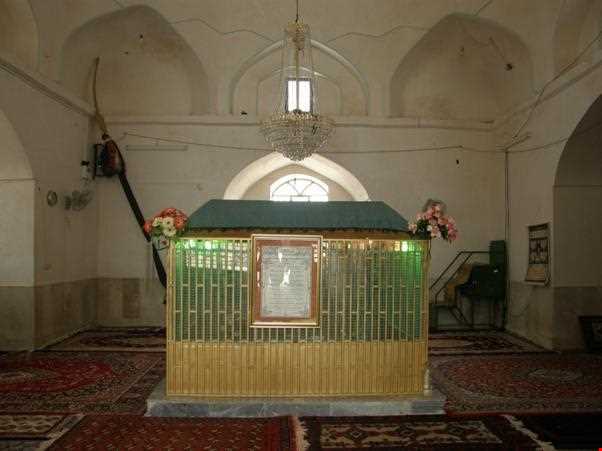 مزار امامزاده هادی شوراب