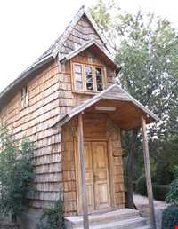 دهکده چوبین نیشابور