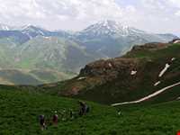 Chehel Cheshmeh mountain