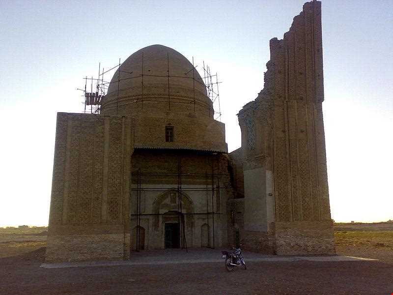baba loghman tomb