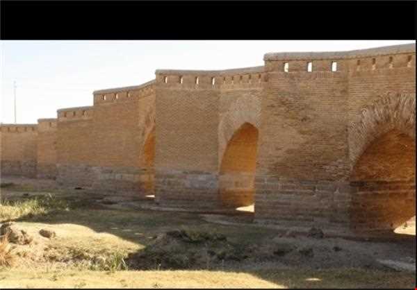 پُل فرهادآباد