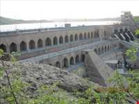 بند تاریخی فریمان