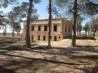 Building and Garden Of neshat