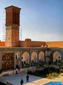 مدرسه و کاروانسرای گنجعلی خان ( گنجعلیخان )