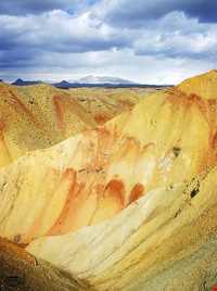 آلاداغ لار ( کوه رنگی )