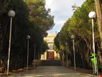 tomb of Sheykh Abolhasan Kharghani