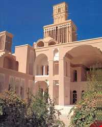 خانه آقازاده ابرکوه