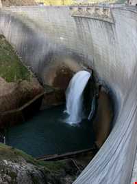 Dam of soleyman tangeh