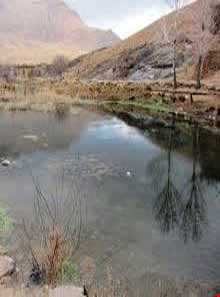 چشمه و سراب عمارت شازند