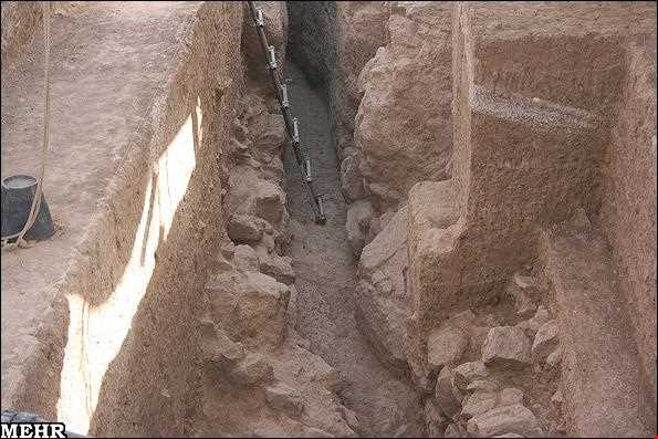 آبراهه‌های تخت جمشید