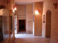 آرامگاه مولانا قطب الدین احمد ابهری ( پیر زهر‌نوش )