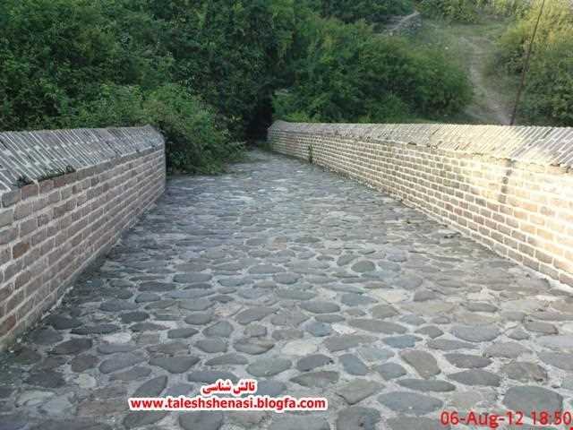 پل آجری پونل