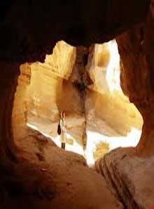 تنگه چاهکوه